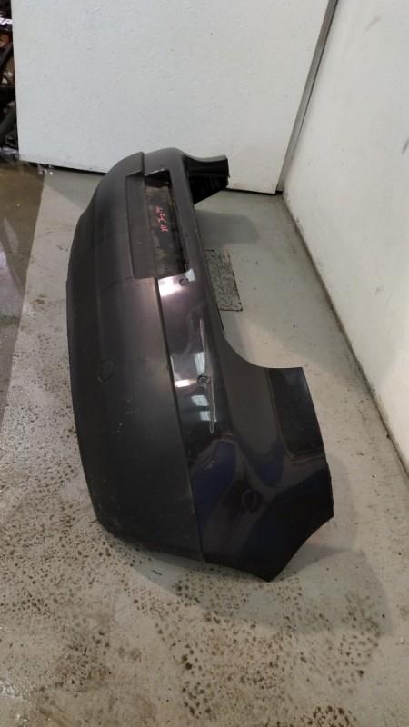 Pare choc arriere VOLKSWAGEN GOLF 5 Diesel - 1
