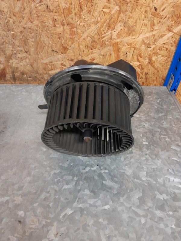 Pulseur d'air VOLKSWAGEN GOLF 5 Diesel - 1