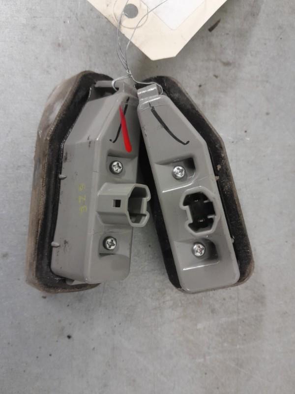 Eclairage de plaque LEXUS IS 2 PHASE 1 Diesel - 1