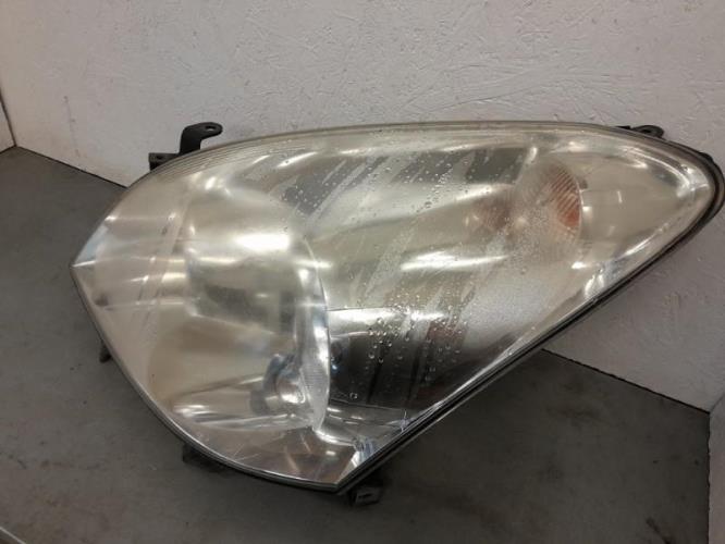 Optique Avant Principal Gauche  Feux  Phare  TOYOTA COROLLA VERSO 2 Phase 1 Diesel