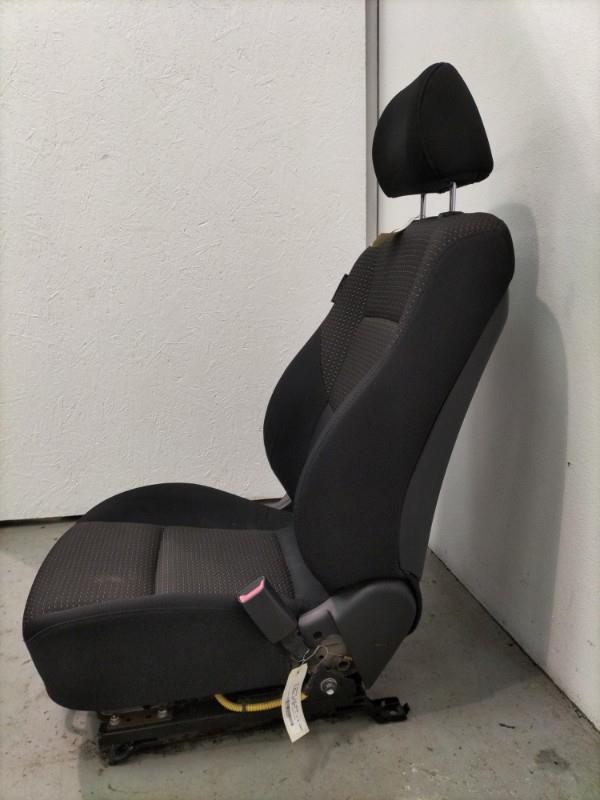 Siege avant droit HYUNDAI I 30 1 PHASE 1 Diesel - 1
