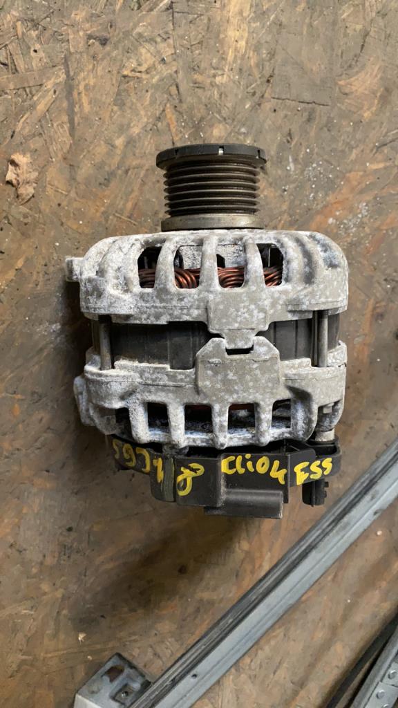 Alternateur RENAULT CLIO 4 PHASE 1 Essence - 1
