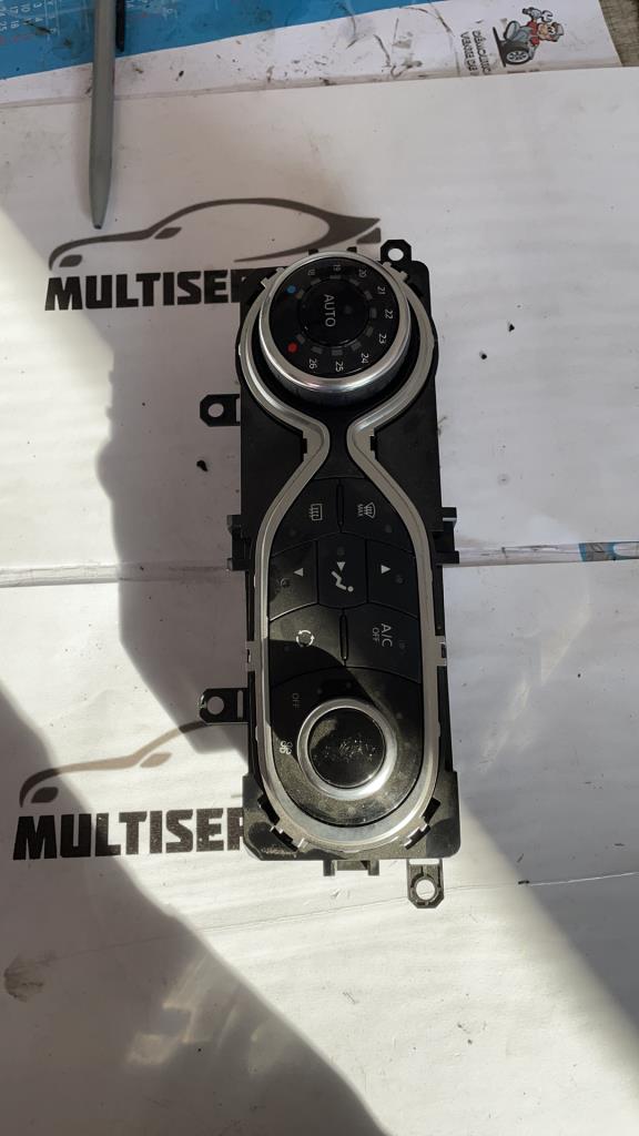 Commande chauffage RENAULT CLIO 4 PHASE 1 Essence - 1