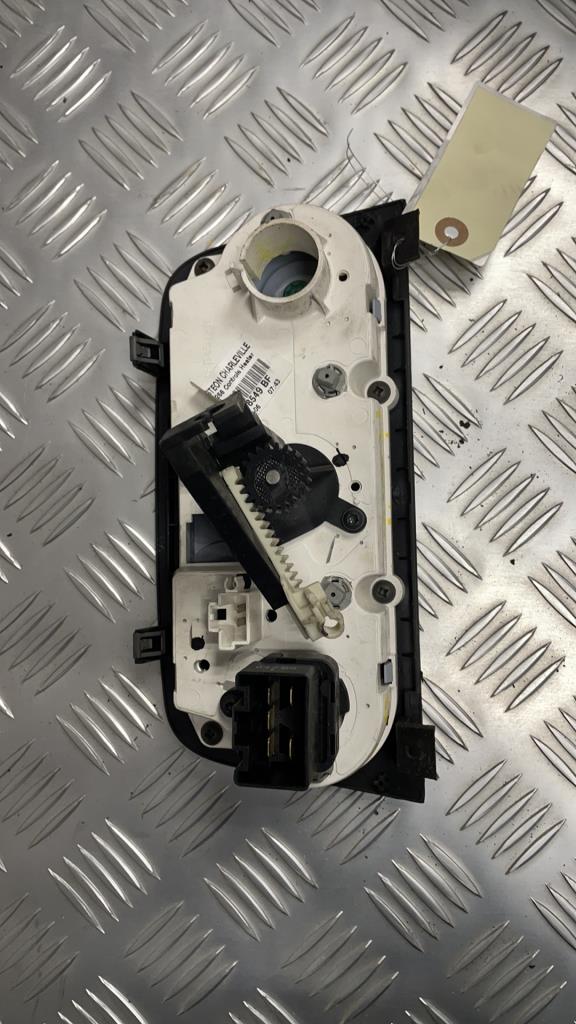 Commande chauffage FORD FIESTA 5 PHASE 2 Diesel - 1