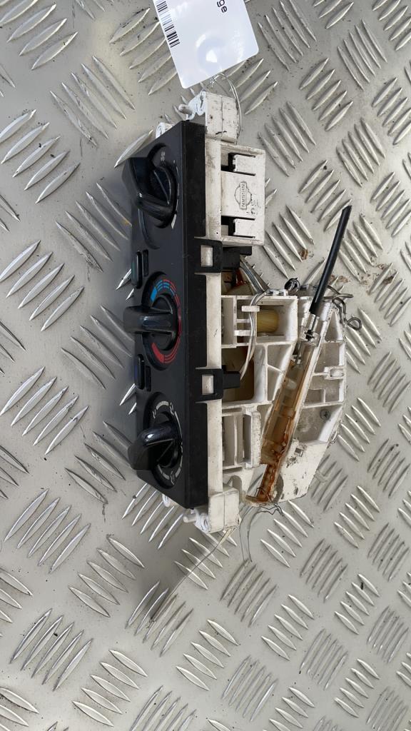 Commande chauffage NISSAN ALMERA 1 PHASE 2  - 1