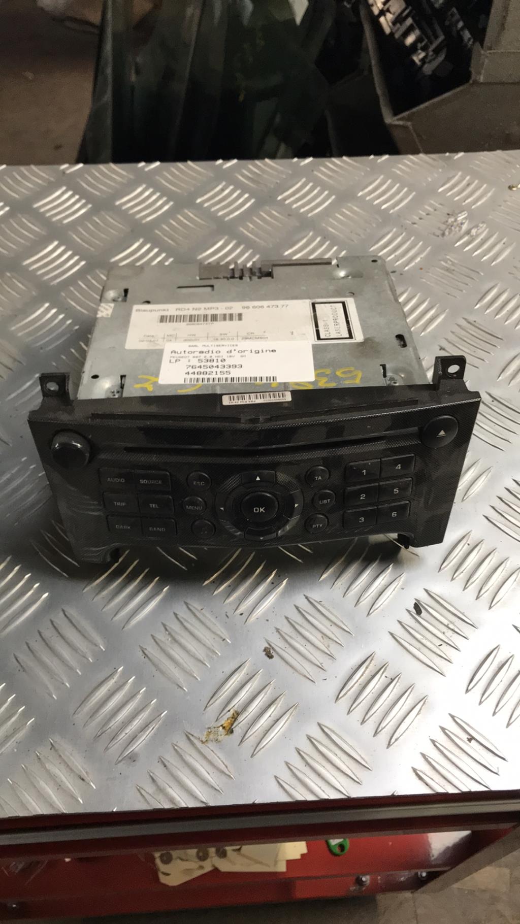 Autoradio originale PEUGEOT 607 PHASE 2 Diésel - 1