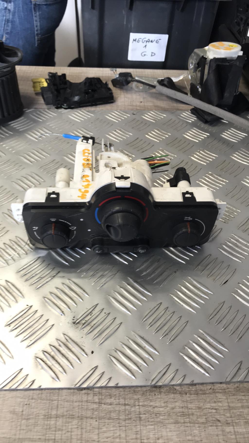 Commande chauffage RENAULT CLIO 3 PHASE 2 Diesel - 1