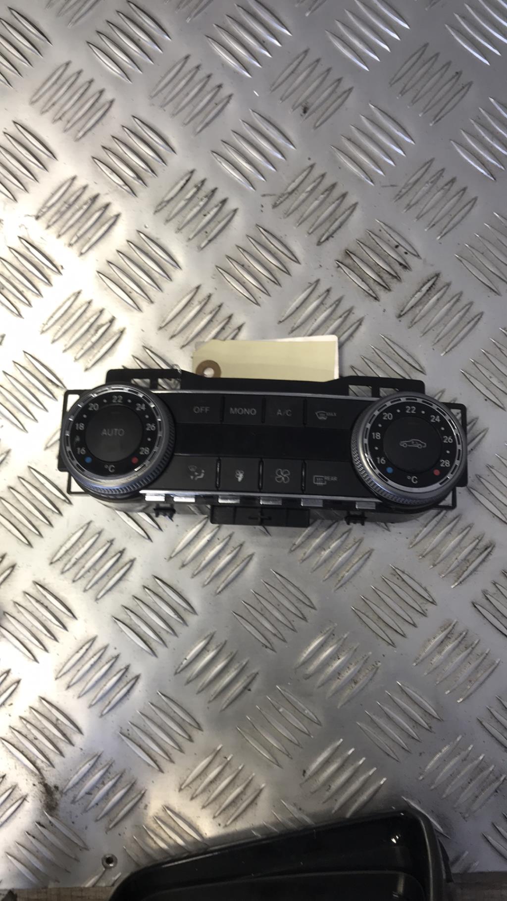 Commande chauffage MERCEDES CLASSE GLK 204 PHASE 1 Diesel - 1