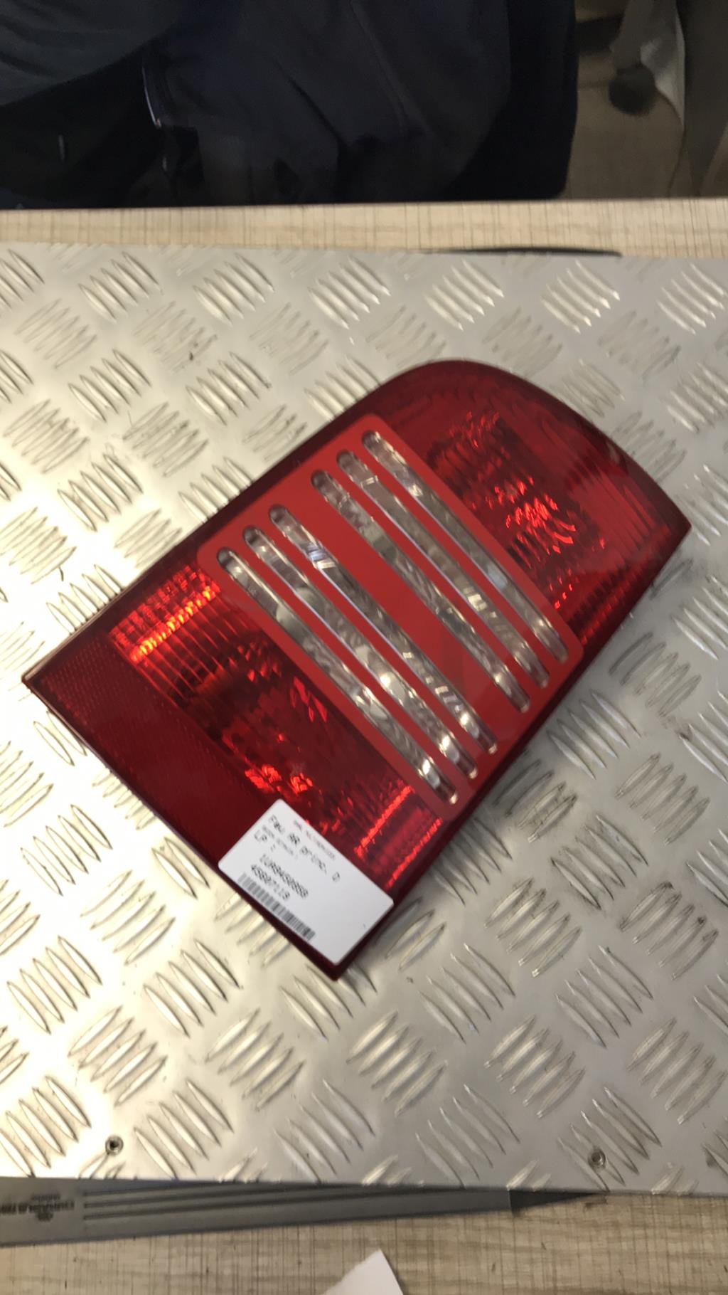 Fanale posteriore principale destro (luci) SKODA OCTAVIA 1 PHASE 1  - 1