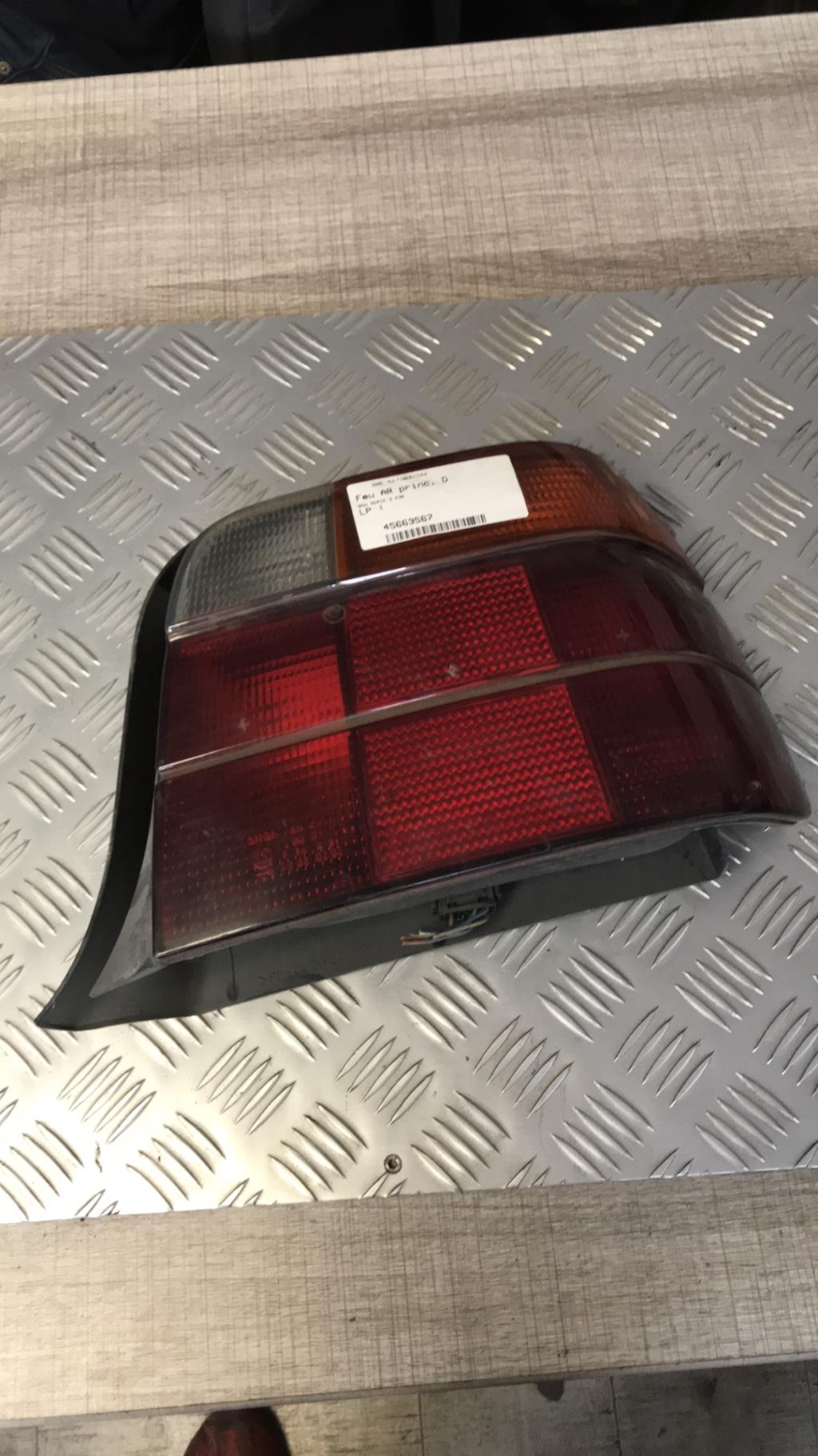 Fanale posteriore principale destro (luci) BMW SERIE 3 E36 COUPE Gasolina - 1