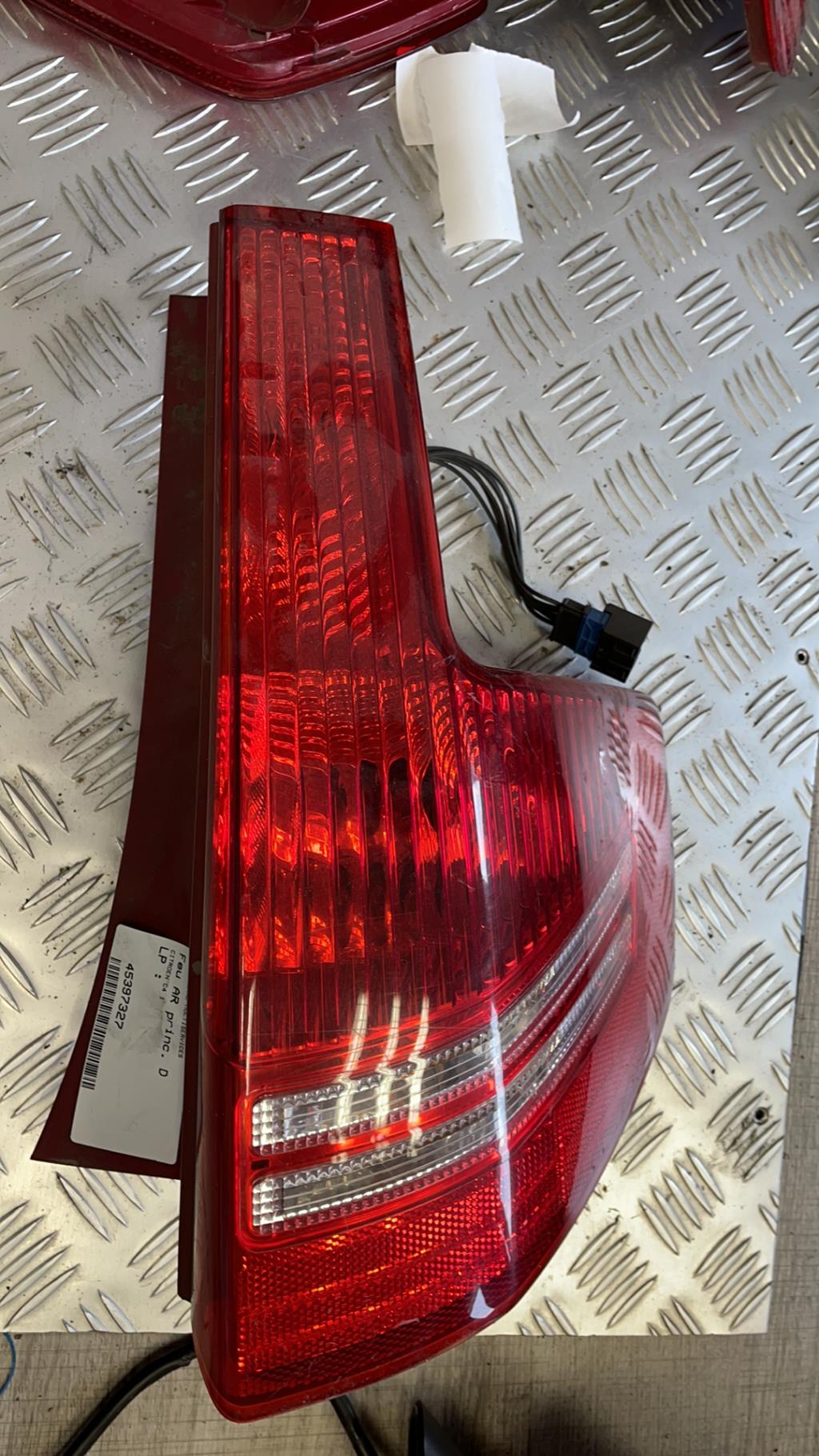 Fanale posteriore principale destro (luci) CITROEN C4 1 PHASE 1 Diésel - 1
