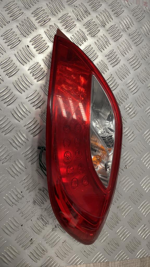 Fanale posteriore principale destro (luci) MAZDA 2 2 PHASE 1 Diésel - 1