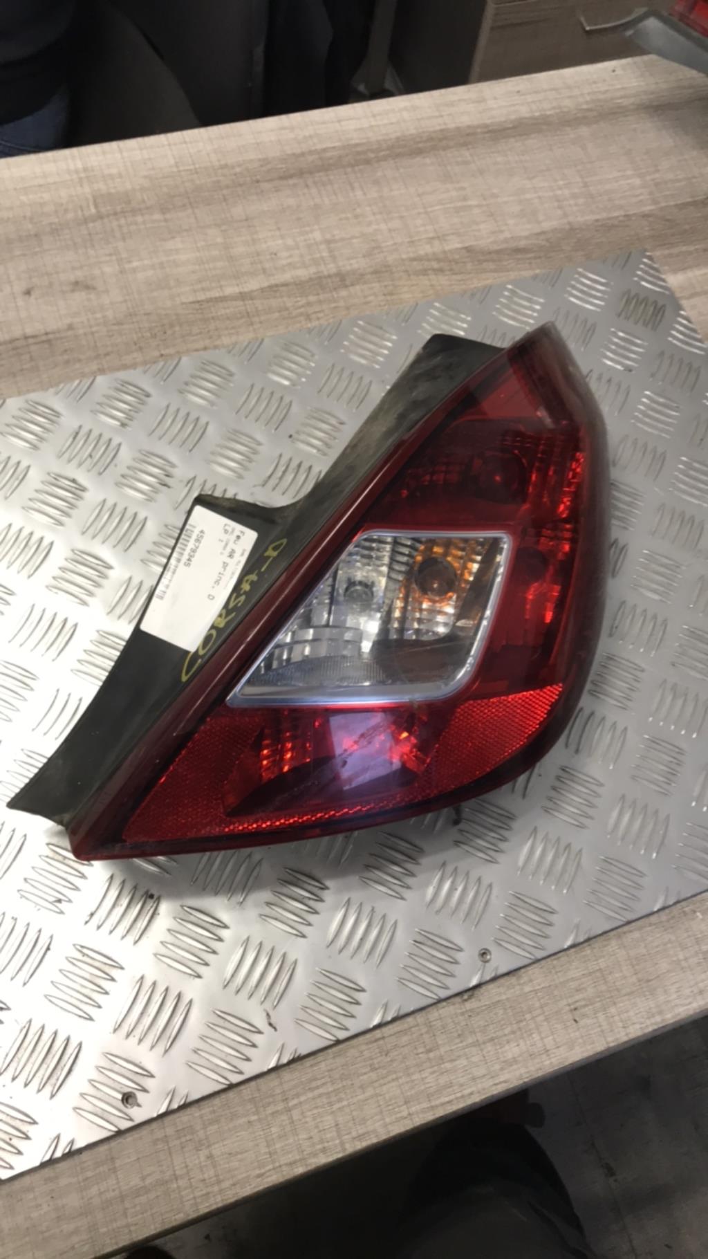 Fanale posteriore principale destro (luci) OPEL CORSA D PHASE 1 Diésel - 1