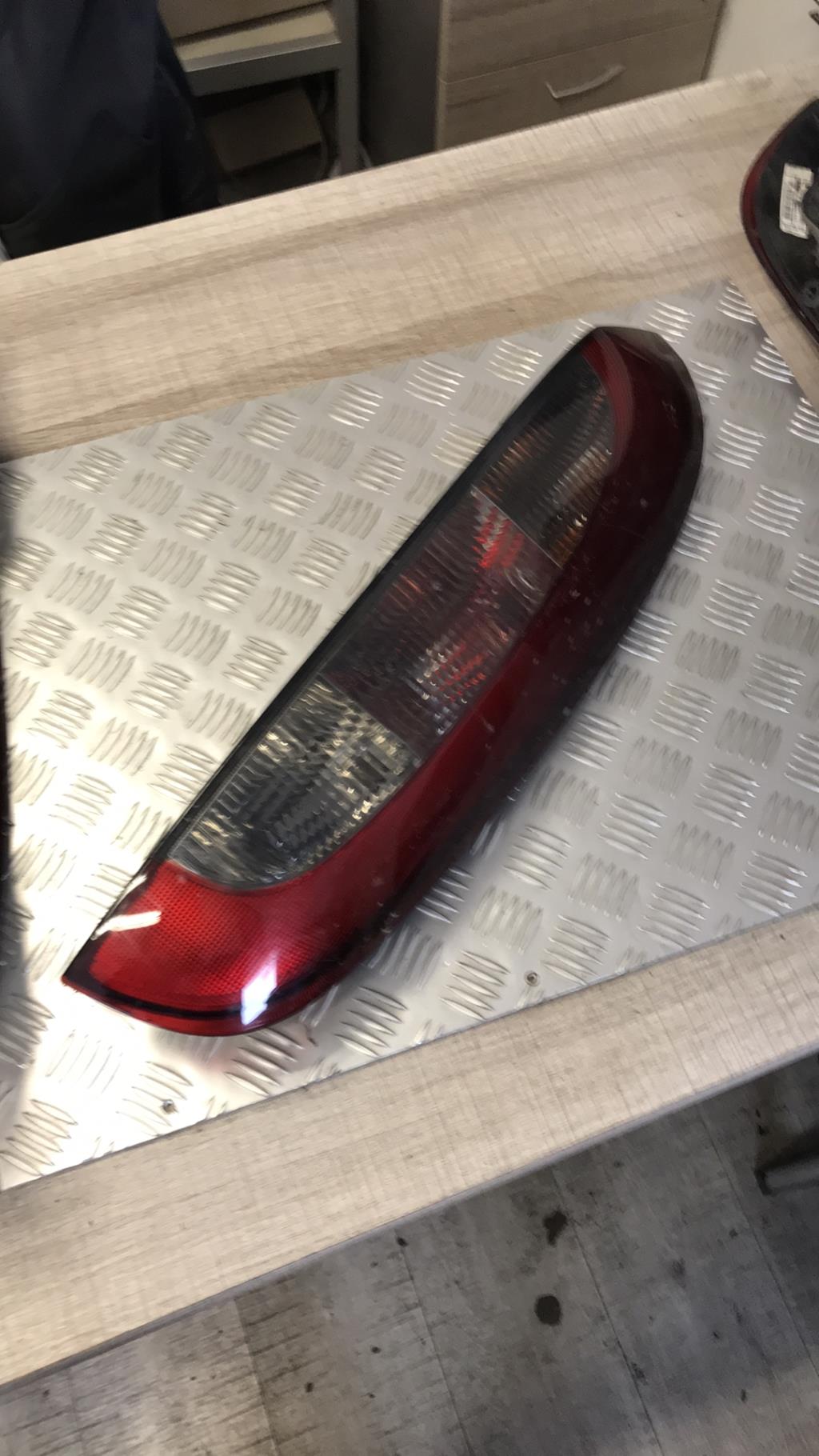 Fanale posteriore principale destro (luci) OPEL CORSA C PHASE 1 Gasolina - 1