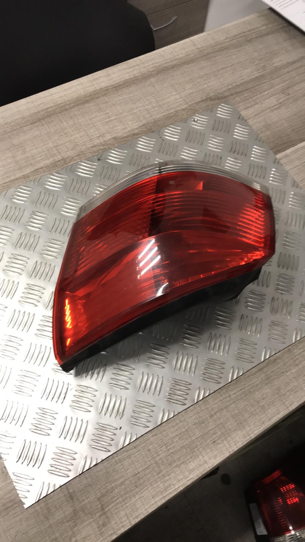 Fanale posteriore principale destro (luci) OPEL SIGNUM PHASE 1 Diésel - 1