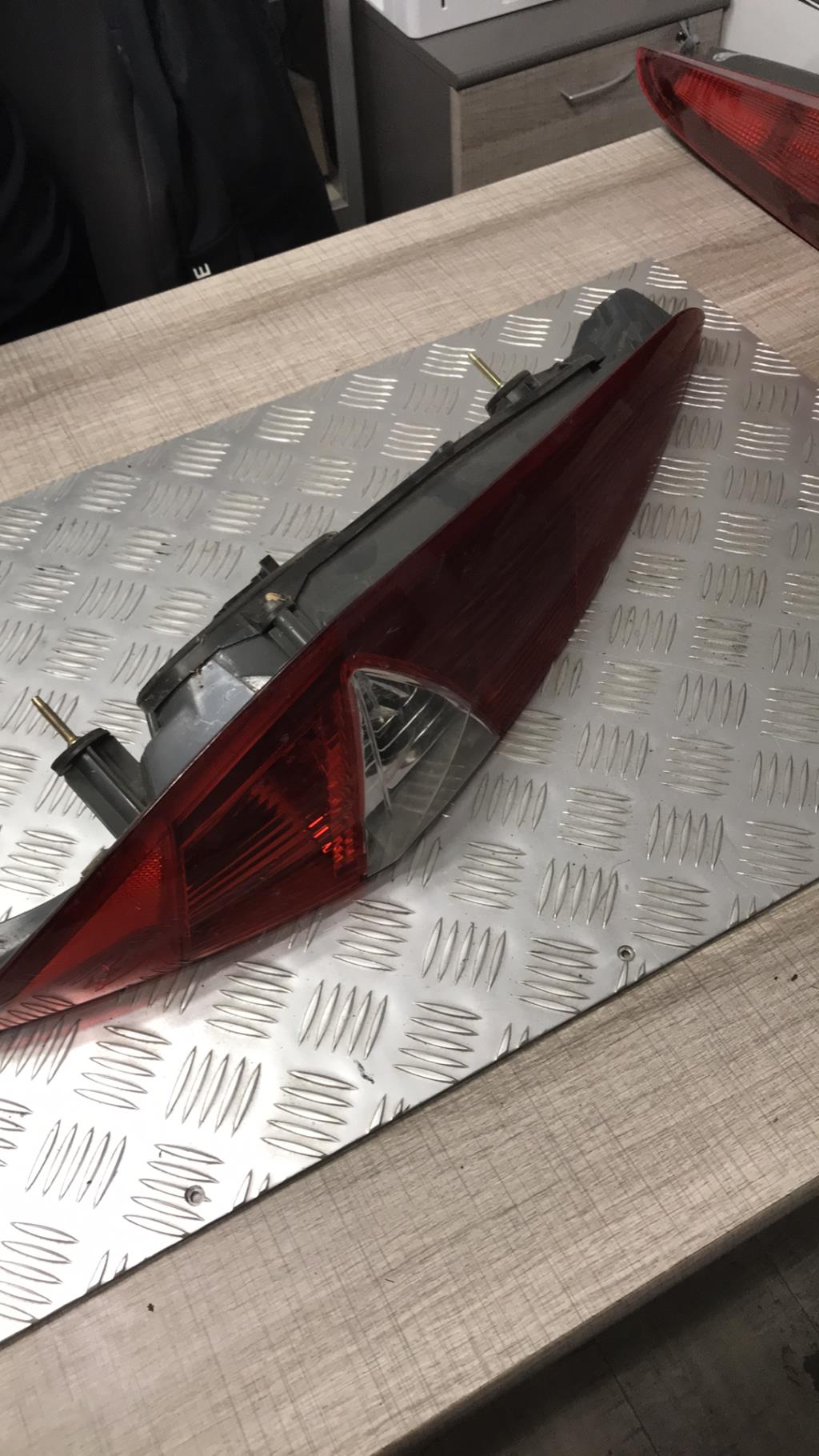 Fanale posteriore principale sinistro (luci) FIAT PUNTO 2 PHASE 2 Diésel - 1
