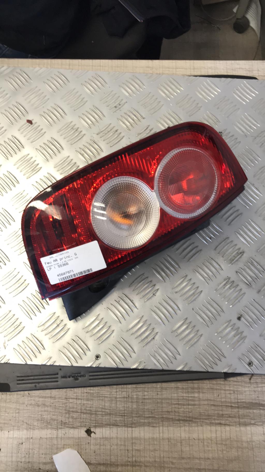 Fanale posteriore principale sinistro (luci) NISSAN MICRA 3 PHASE 2 Gasolina - 1