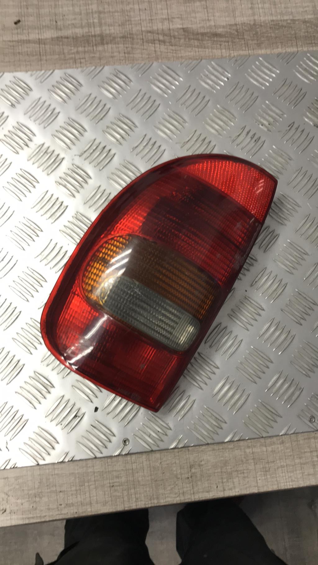 Feu arriere principal gauche (feux) OPEL CORSA B PHASE 2  - 1