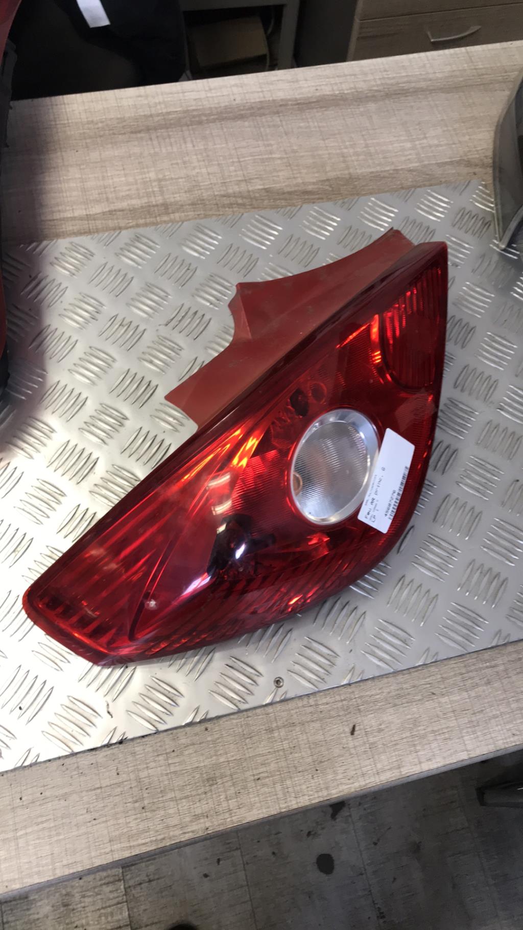 Fanale posteriore principale sinistro (luci) OPEL CORSA D PHASE 1 Diésel - 1