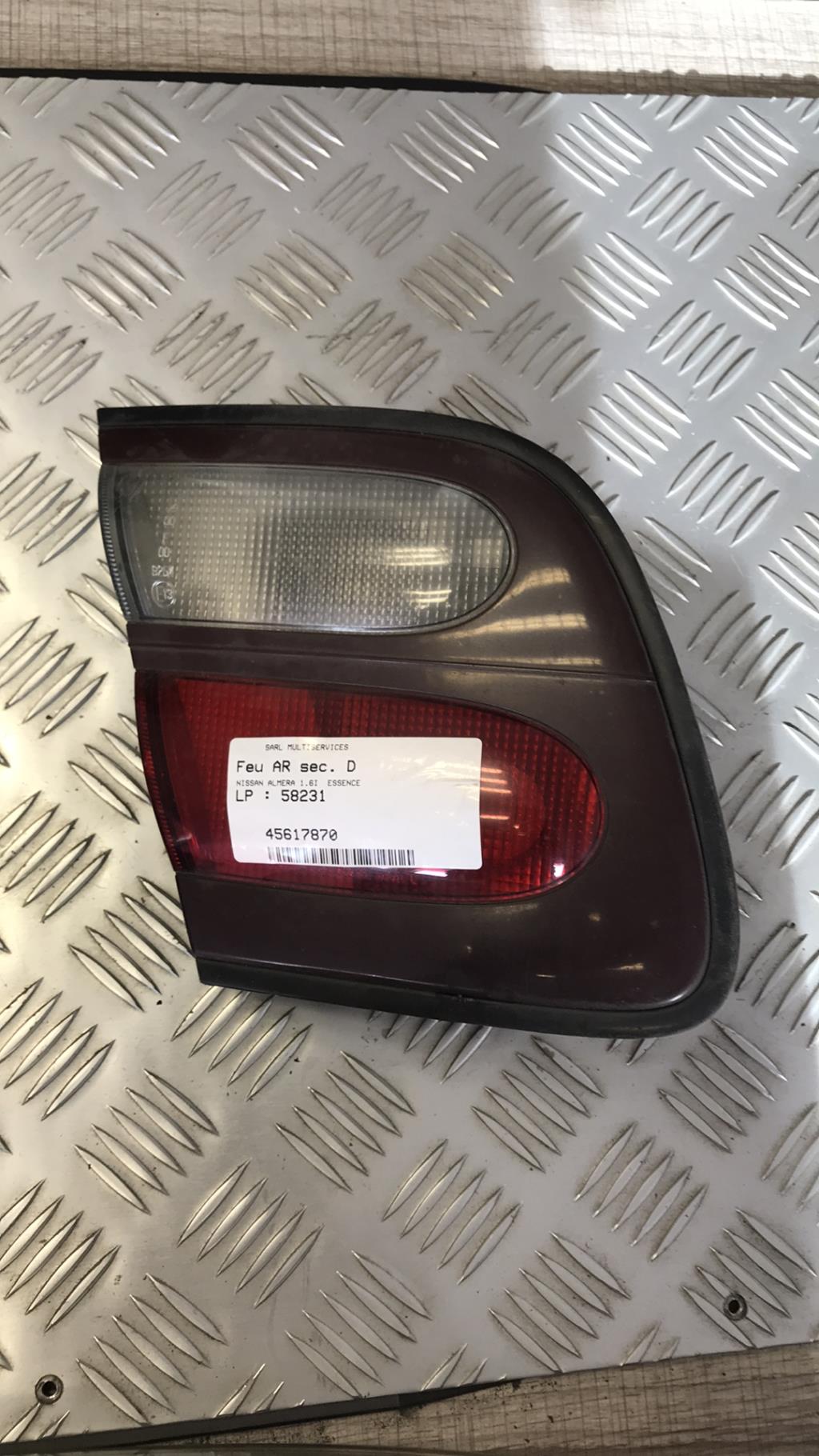 Fanale posteriore principale sinistro (luci) NISSAN ALMERA 1 PHASE 2 Gasolina - 1