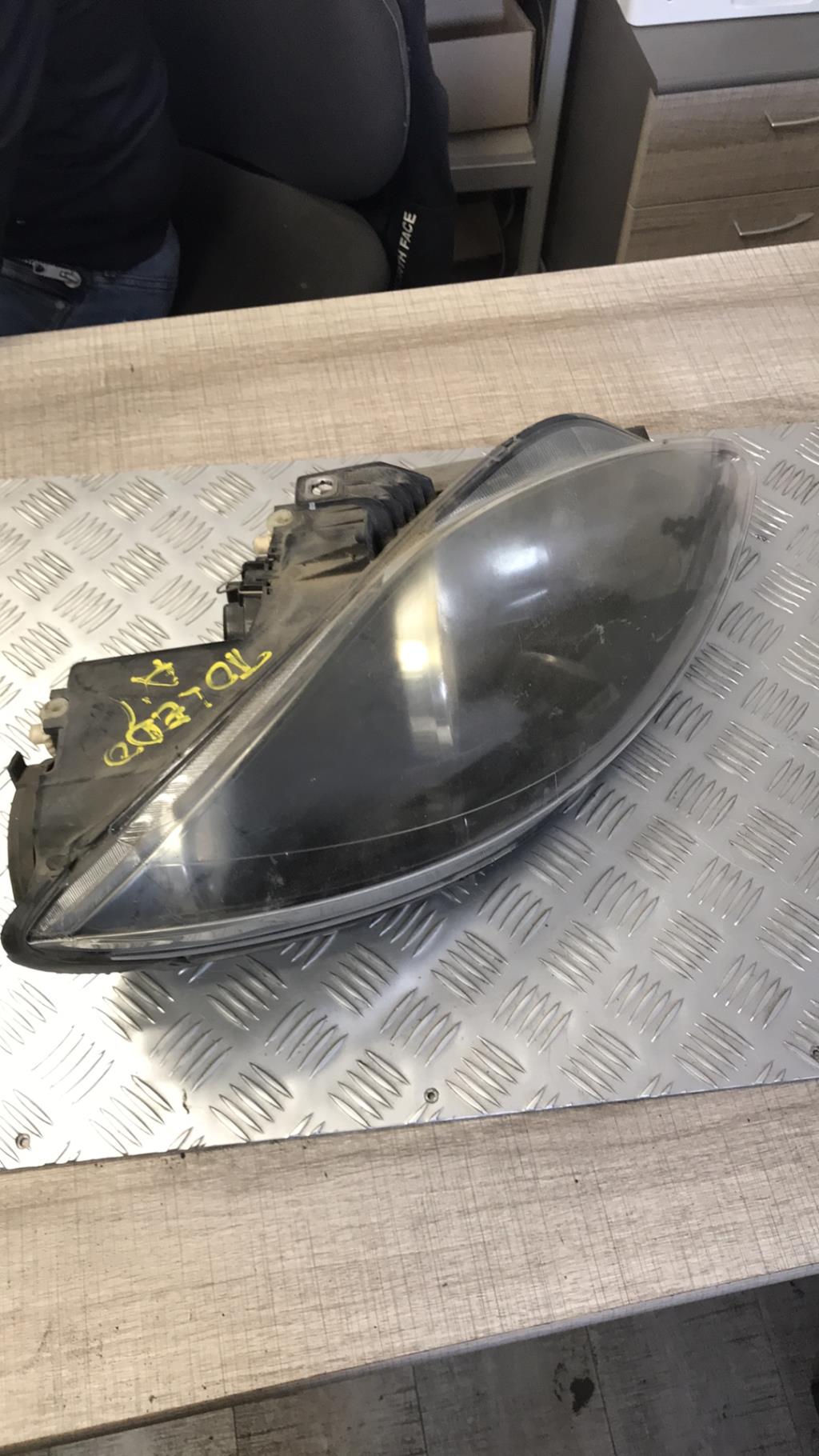 Gruppo ottico anteriore principale destro (luci)(faro) SEAT TOLEDO 3  - 1