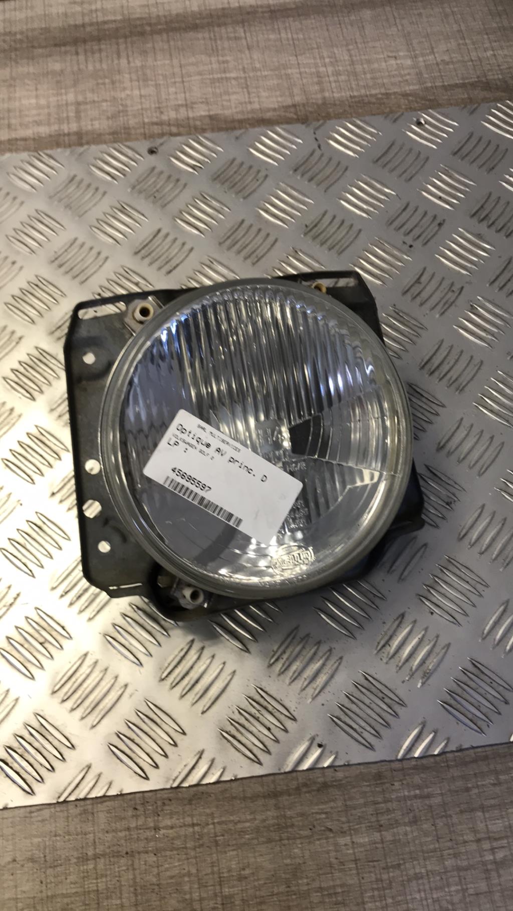 Gruppo ottico anteriore principale destro (luci)(faro) VOLKSWAGEN GOLF 2  - 1