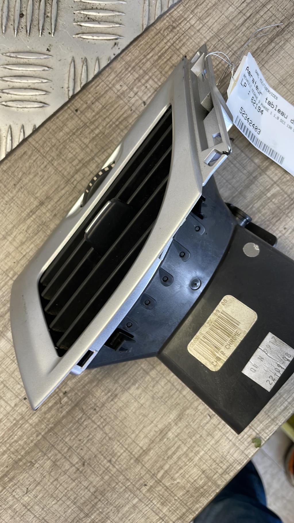 Bocchetta aerazione cruscotto anteriore destra RENAULT MEGANE 3 PHASE 1 Diésel - 1