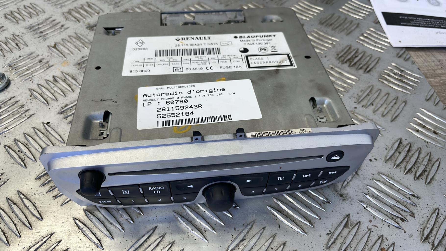 Autoradio originale RENAULT MEGANE 3 PHASE 1 Gasolina - 1