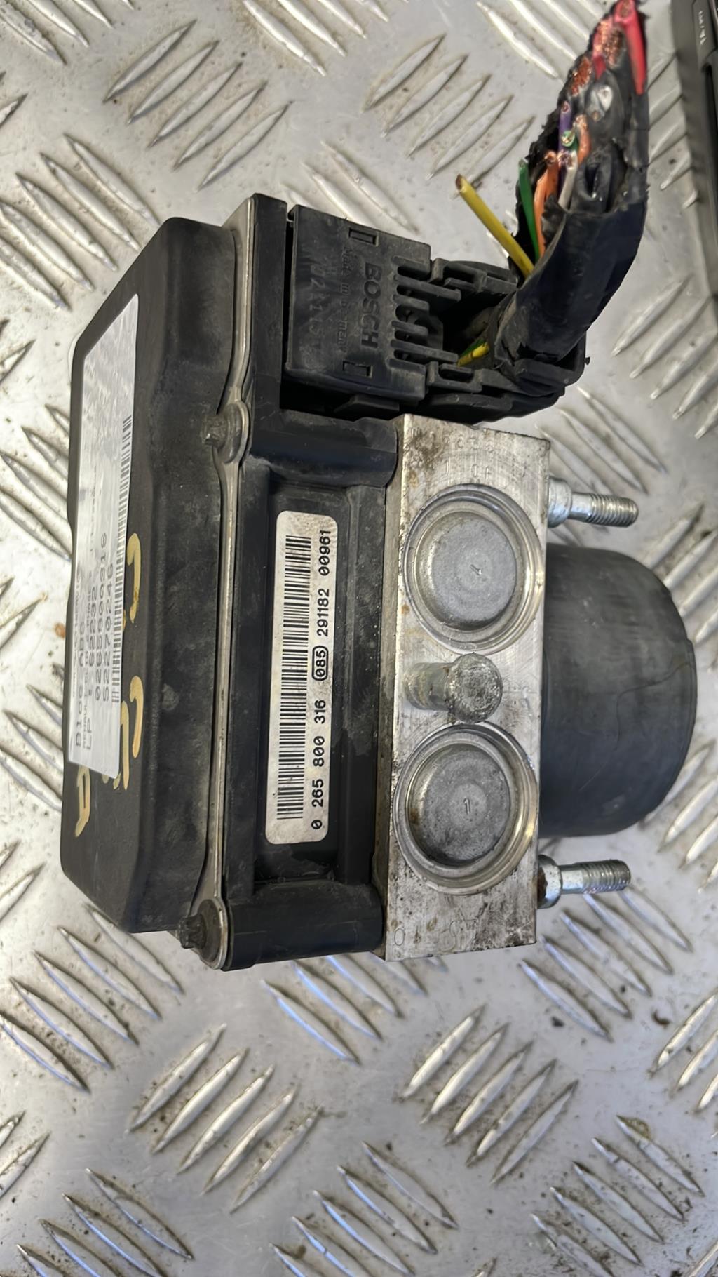 Blocco ABS (antibloccaggio freni) RENAULT CLIO 2 PHASE 2 Gasolina - 1
