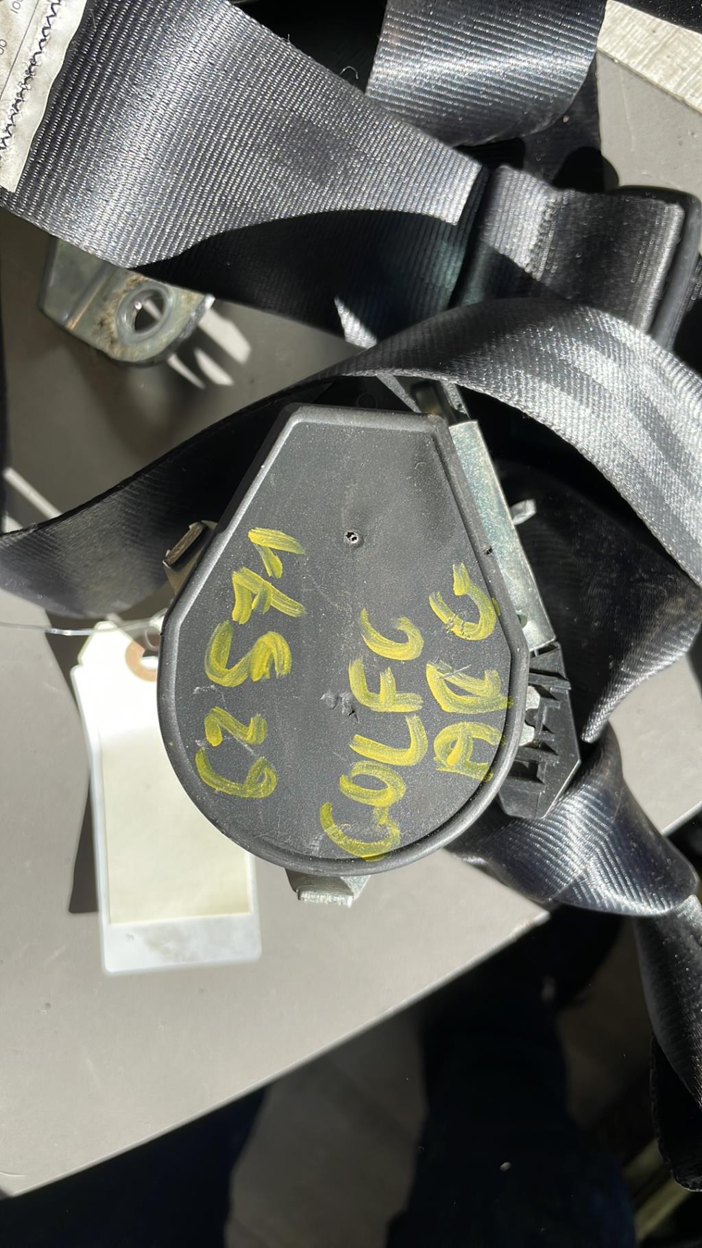 Cintura di sicurezza posteriore sinistra VOLKSWAGEN GOLF 6 Diésel - 1