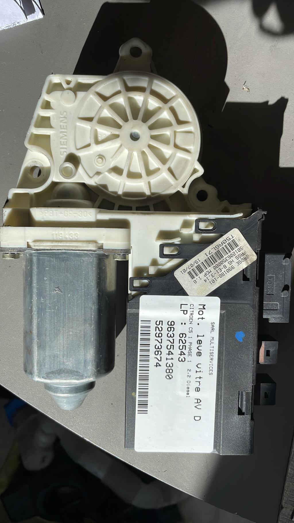 Motore alzacristalli anteriore destro CITROEN C5 1 PHASE 1 Diésel - 1