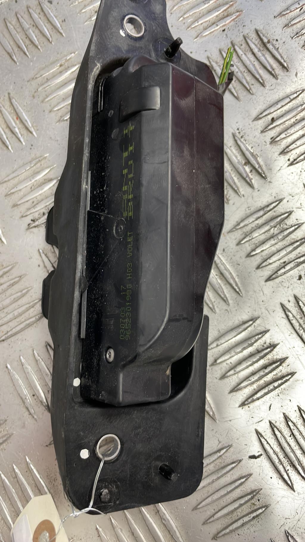 Serrure de hayon CITROEN C2 PHASE 1 Diesel - 1