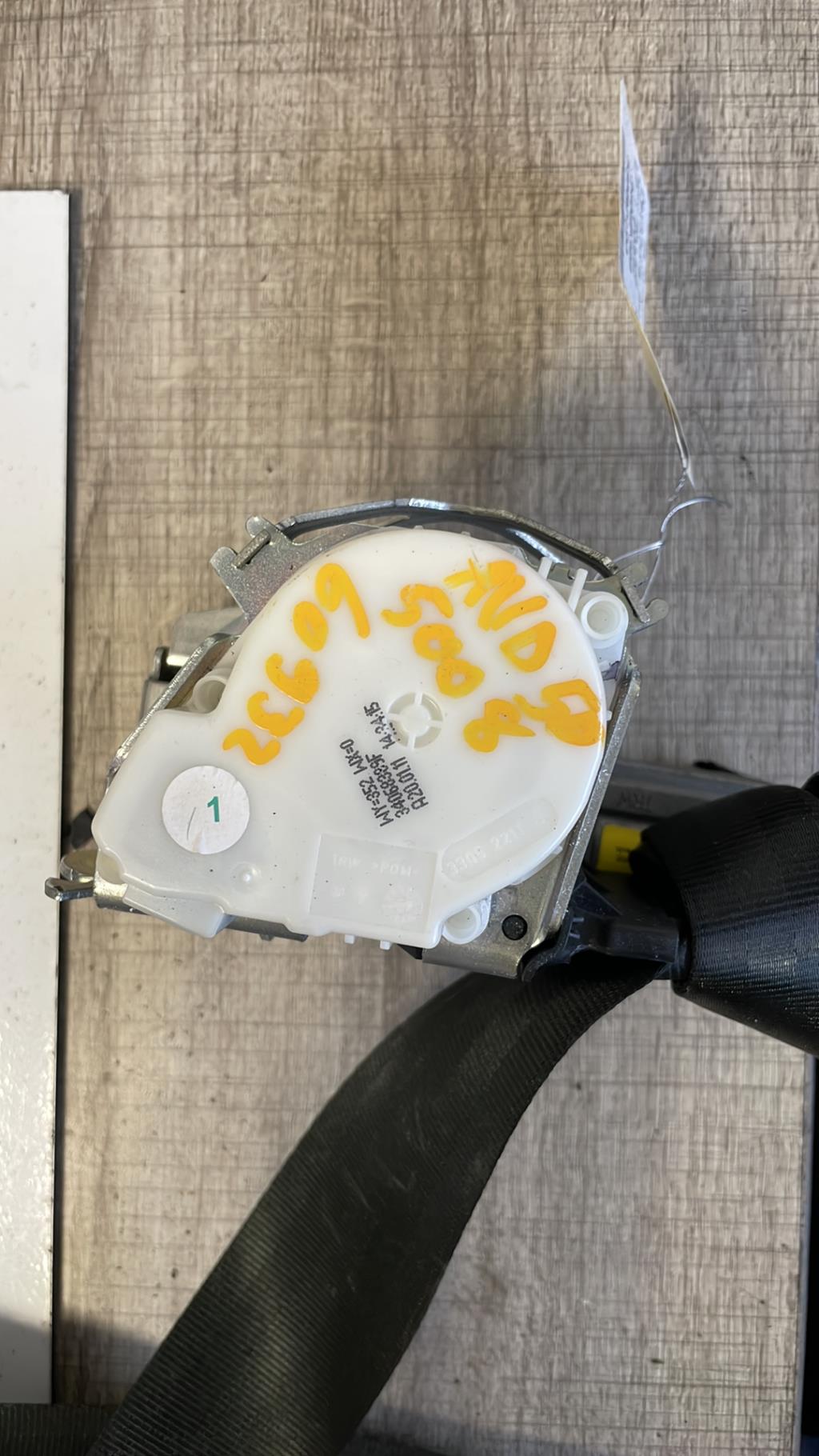 Cintura di sicurezza anteriore destra PEUGEOT 5008 1 PHASE 1 Diésel - 1