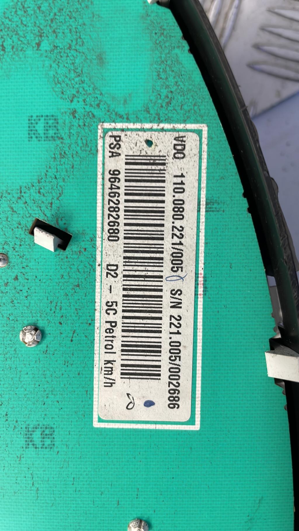 Compteur PEUGEOT 407 PHASE 1  - 1