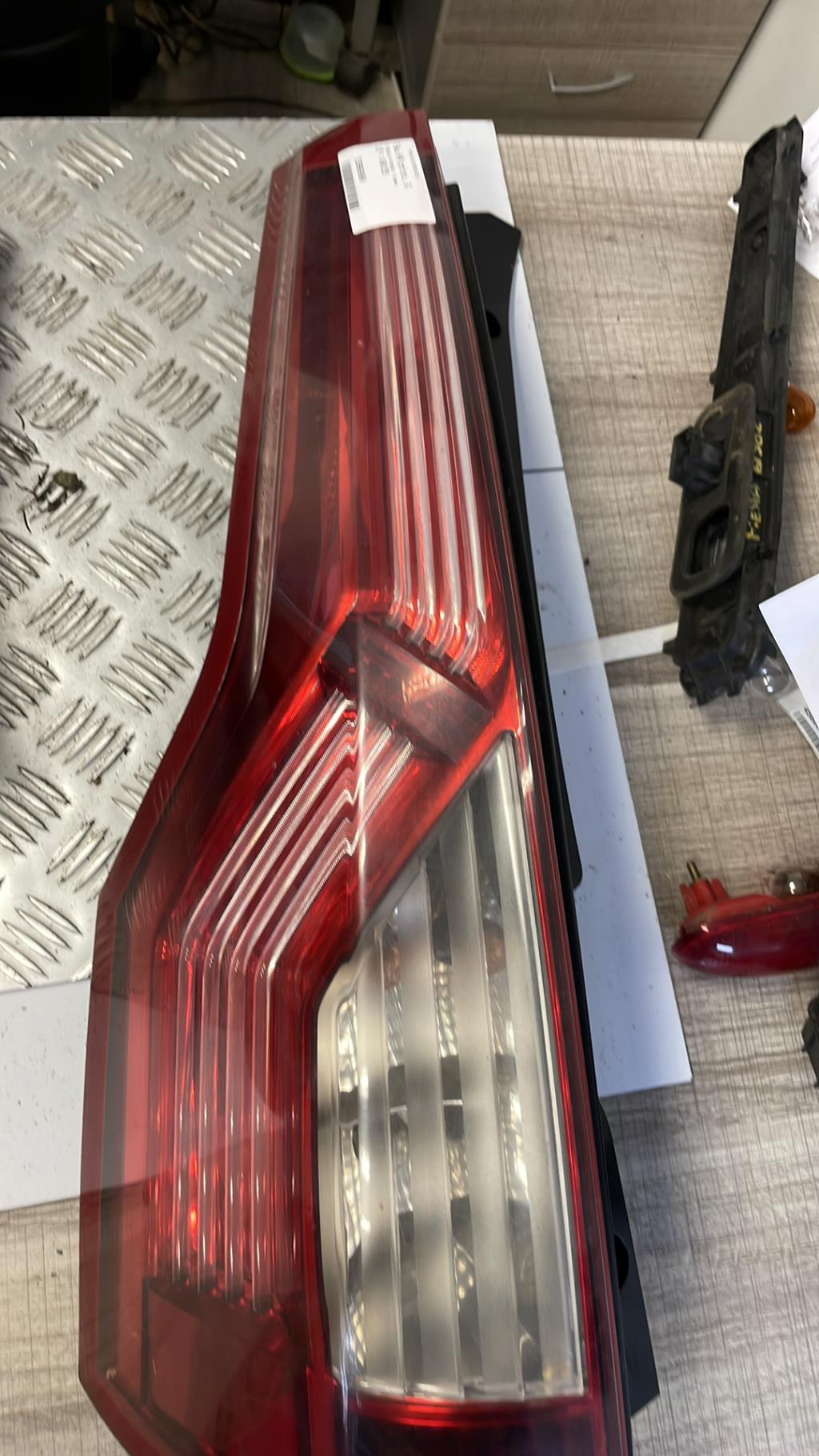 Fanale posteriore principale sinistro (luci) CITROEN C4 PICASSO 1 Diésel - 1