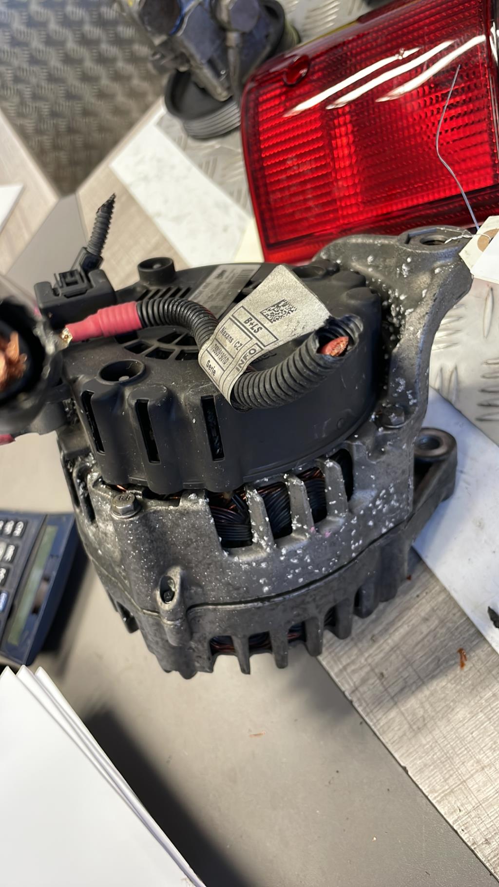 Alternatore BMW SERIE 5 E60 PHASE 2 Diésel - 1