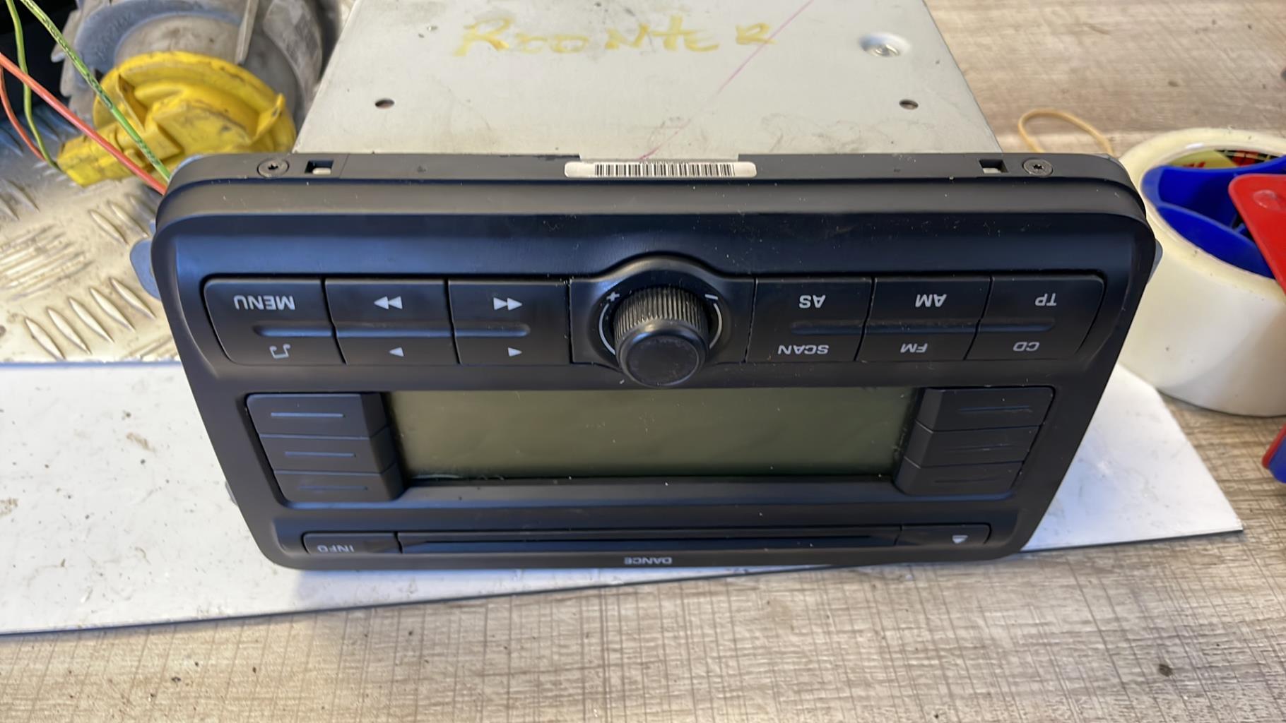 Autoradio originale SKODA ROOMSTER PHASE 1 Diésel - 1