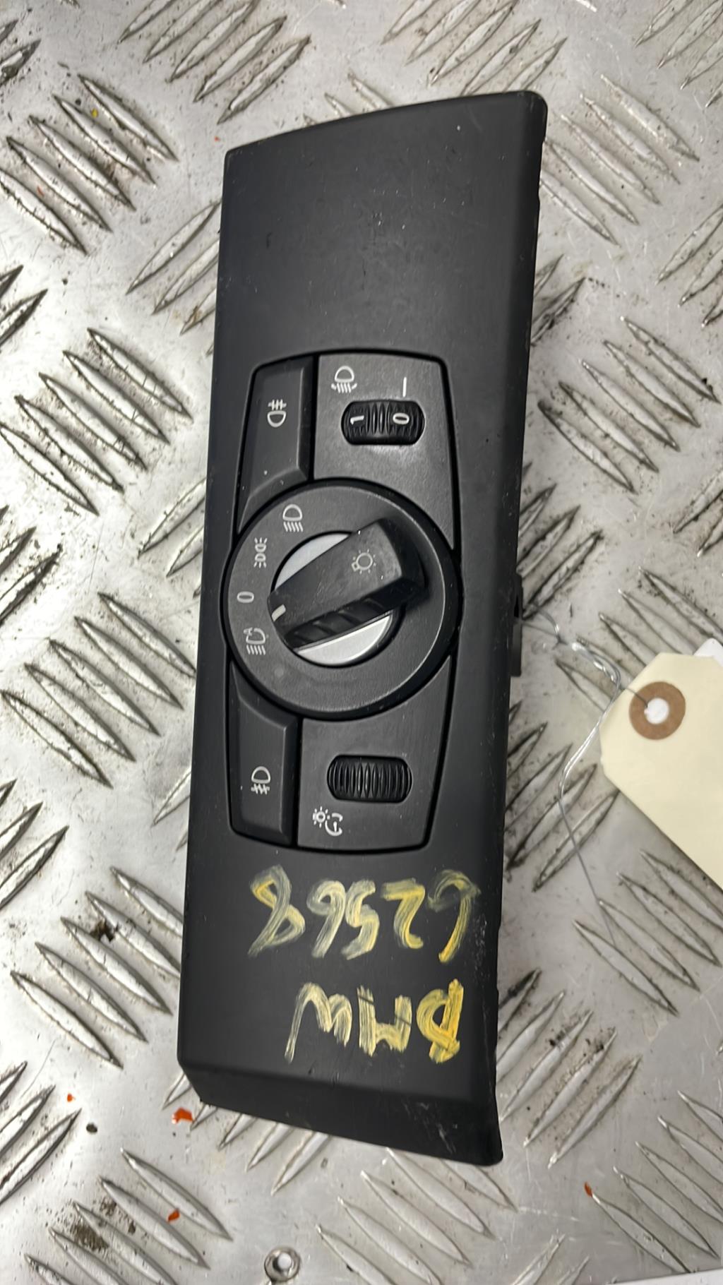 Commande de phare BMW SERIE 5 E60 PHASE 2 Diesel - 1
