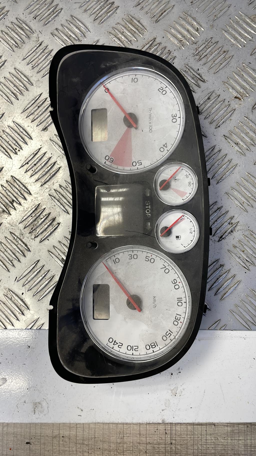 Compteur PEUGEOT 307 PHASE 1  - 1