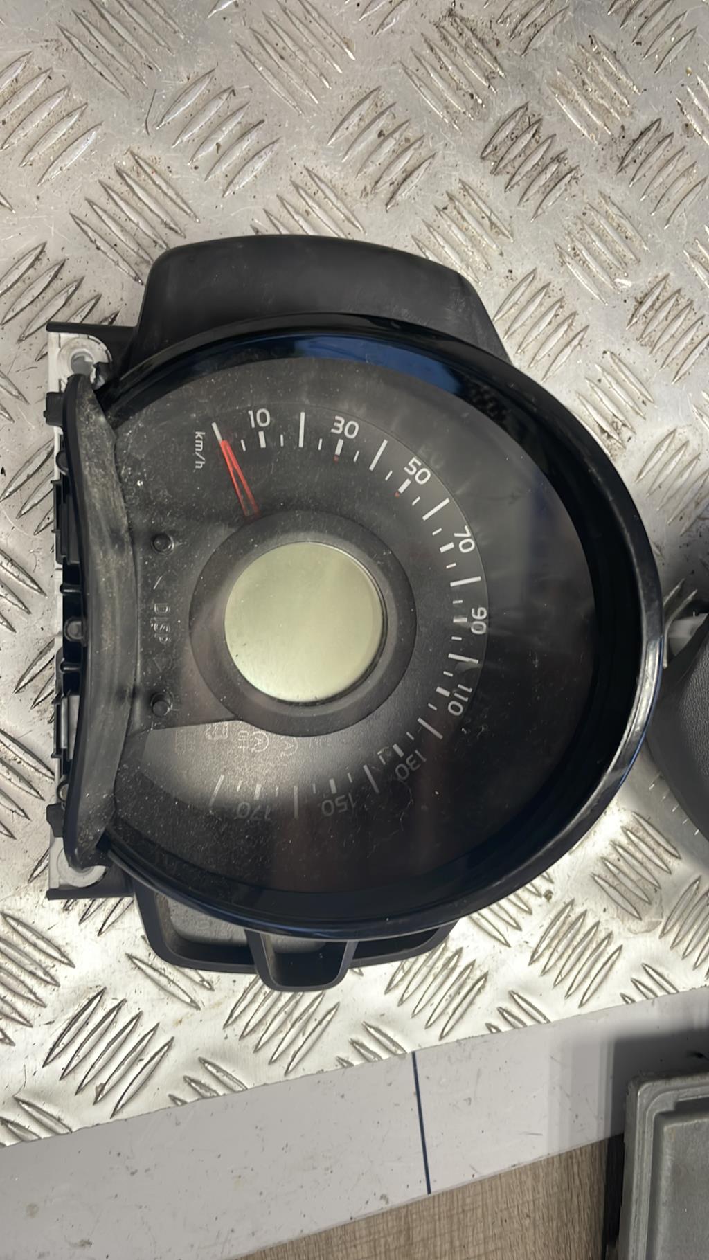 Compteur CITROEN C1 2 Essence - 1