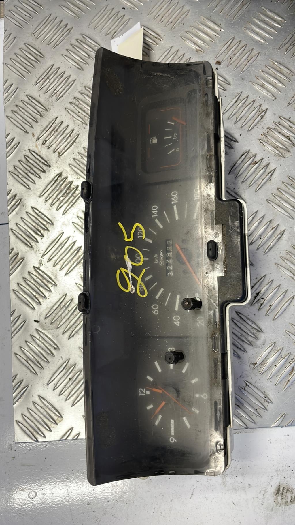 Tachimetro PEUGEOT 205 PHASE 1  - 1