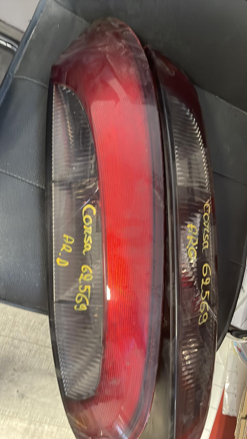Fanale posteriore principale destro (luci) OPEL CORSA C PHASE 2 Gasolina - 1