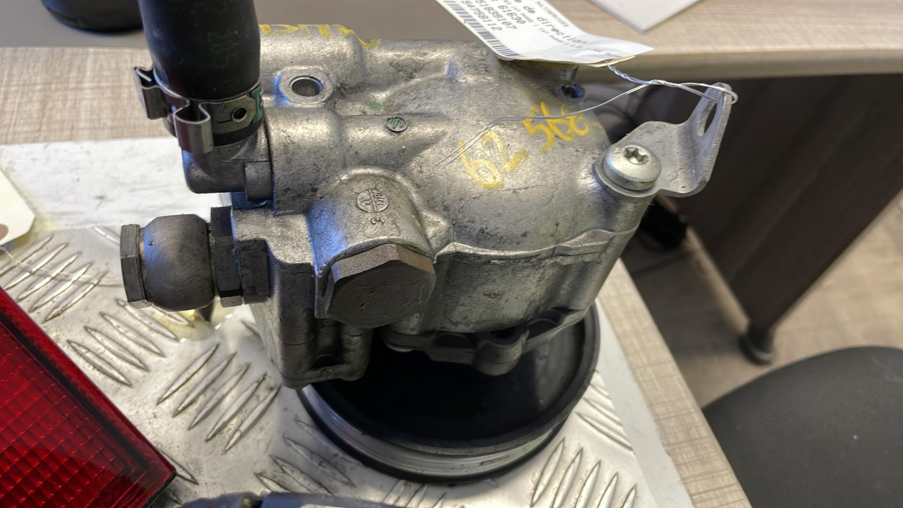 Pompe de direction ALFA ROMEO 147 PHASE 1 Essence - 1