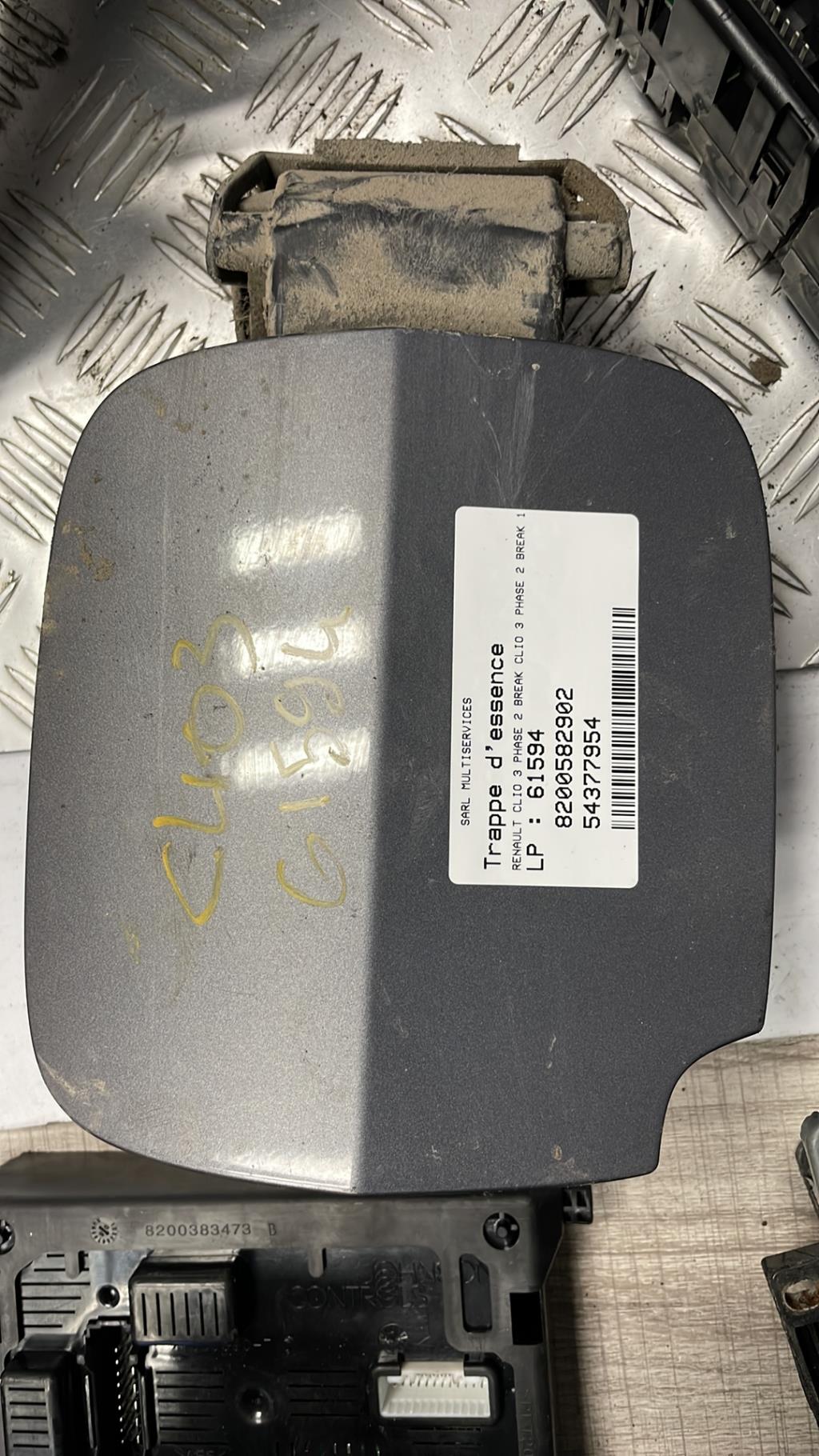 Trappe d'essence RENAULT CLIO 3 PHASE 2 BREAK Diesel - 1