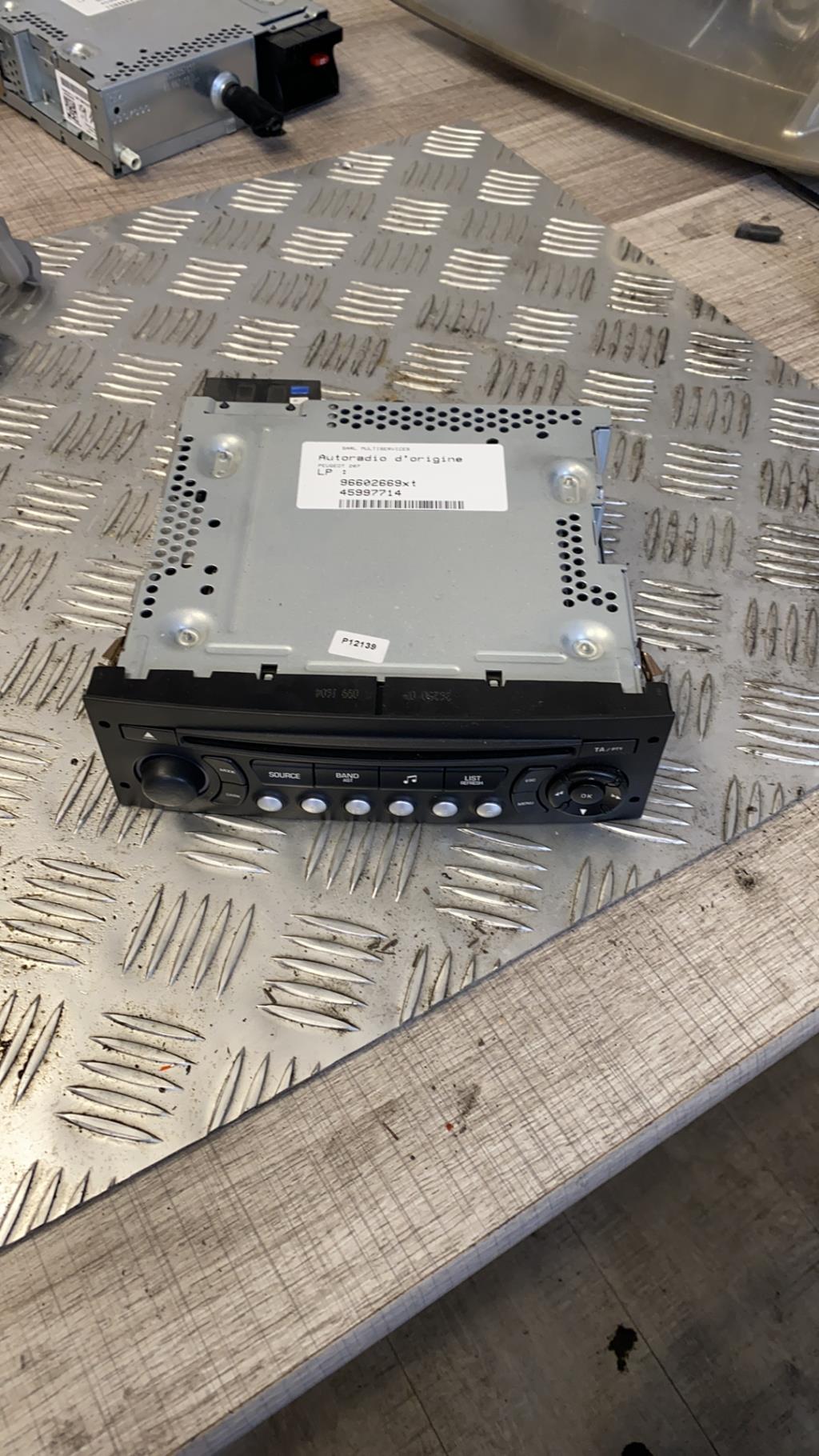 Autoradio originale PEUGEOT 207 PHASE 1  - 1