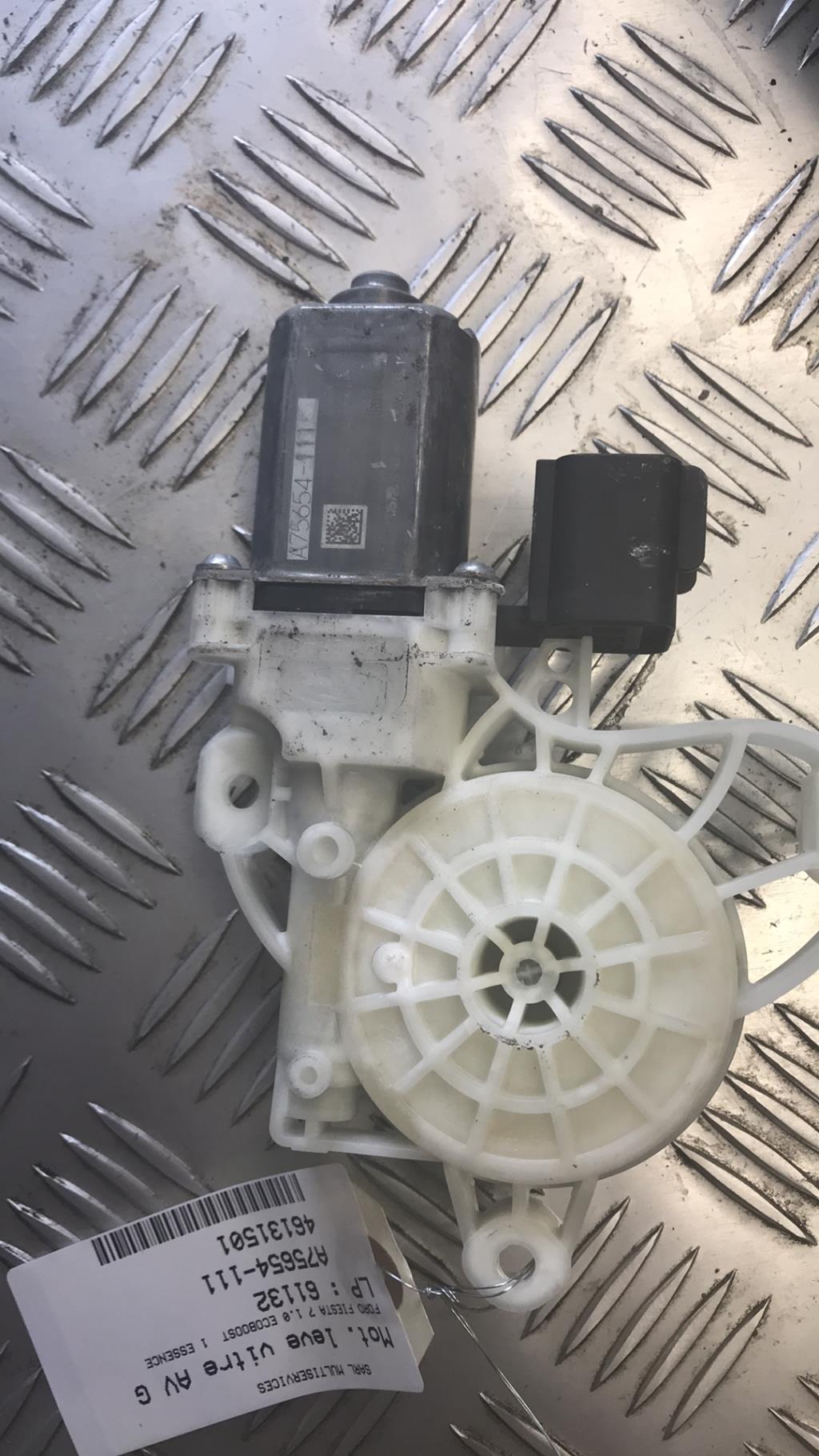 Motore alzacristalli anteriore sinistro FORD FIESTA 7 PHASE 1  - 1