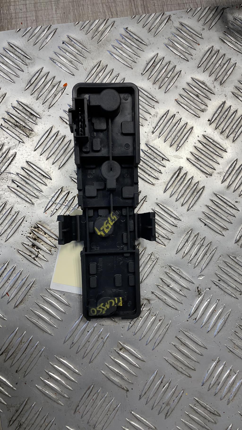 Base portalampade fanale posteriore destro CITROEN XSARA PICASSO PHASE 2 Diésel - 1
