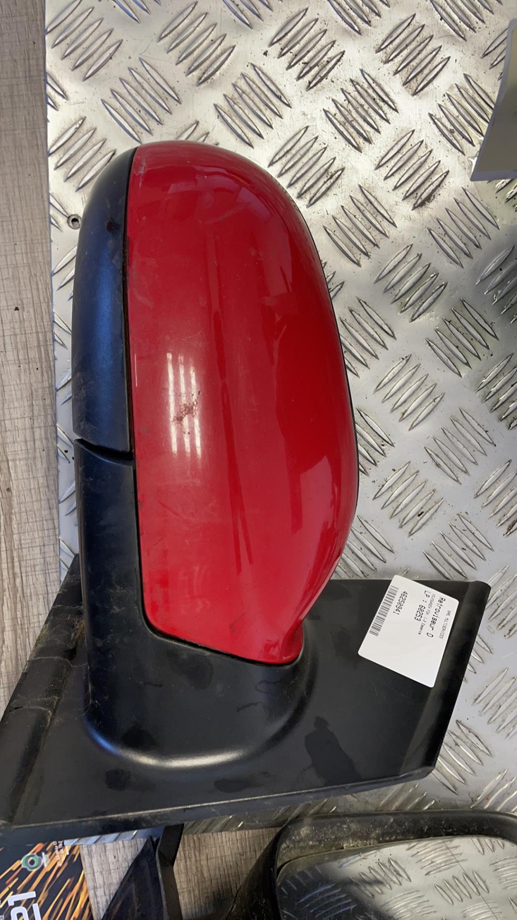 Retrovisor derecho VOLKSWAGEN FOX Gasolina - 1