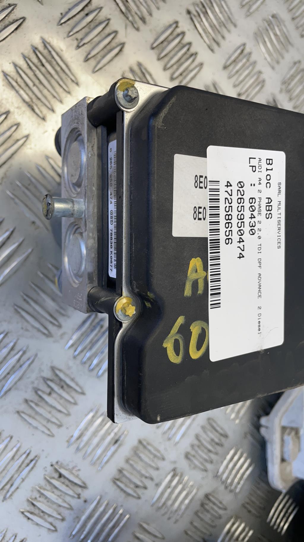 Bloc ABS (freins anti-blocage) AUDI A4 2 AVANT PHASE 2 BREAK Diesel - 1