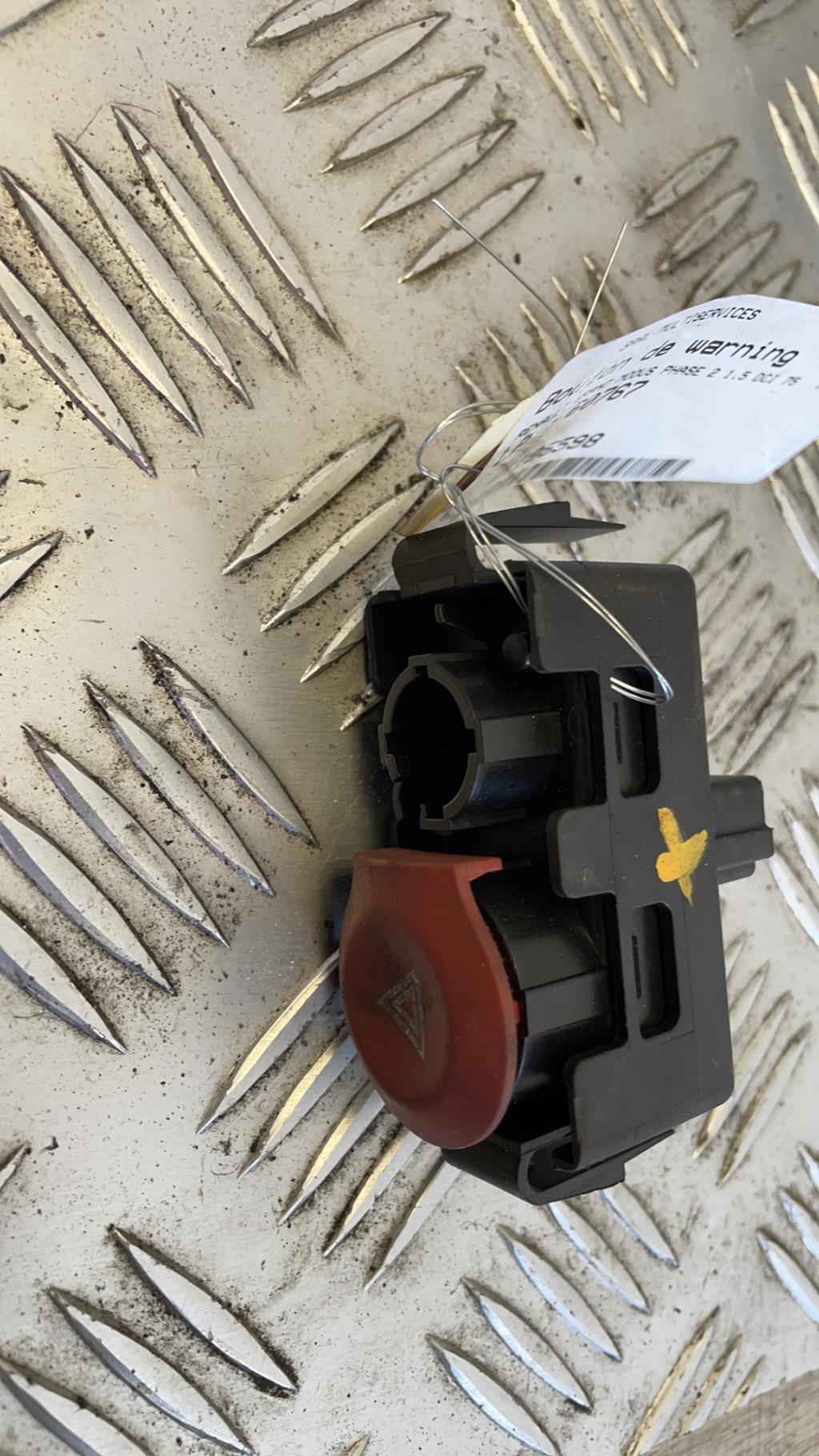 Bouton de warning RENAULT GRAND MODUS PHASE 2 Diesel - 1